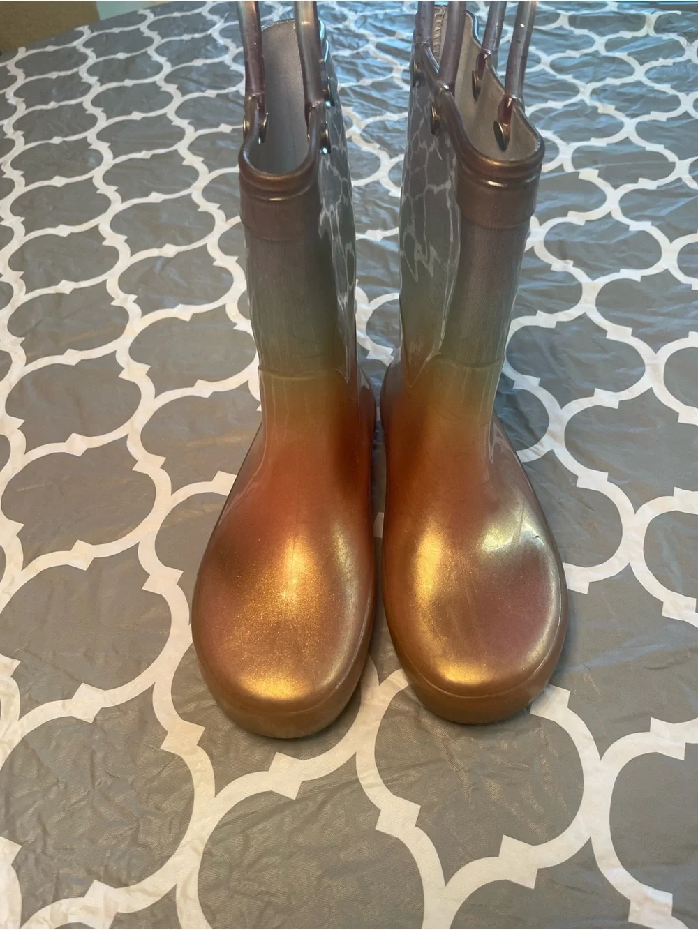 Girls sz12 Kids Metallic Rainbow ombré Rain Boots girlhood core waterproof